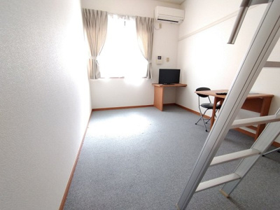 【その他】 | レオパレス桜花 | 1階はフローリング仕様です。