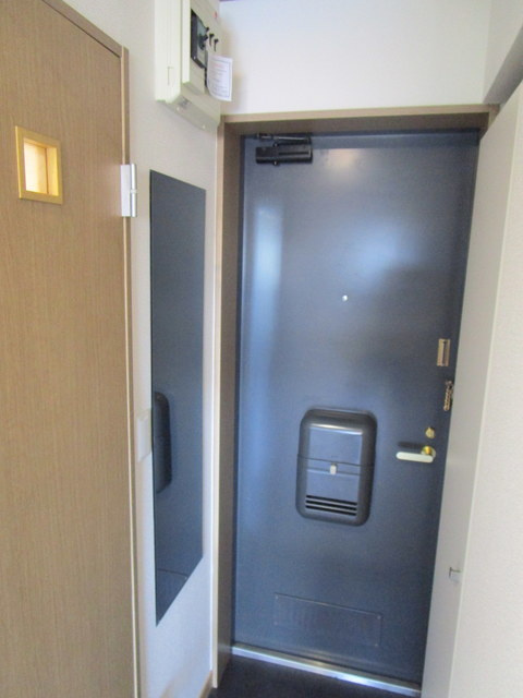 メゾンルミエールの設備|★ルームミラー★