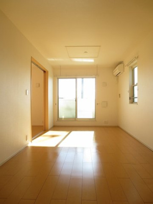 【居間・リビング】 | ルミエールＢ