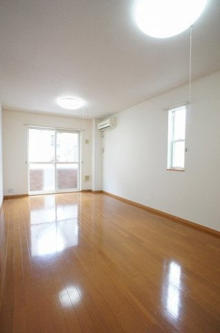 ダジュールの居間・リビング