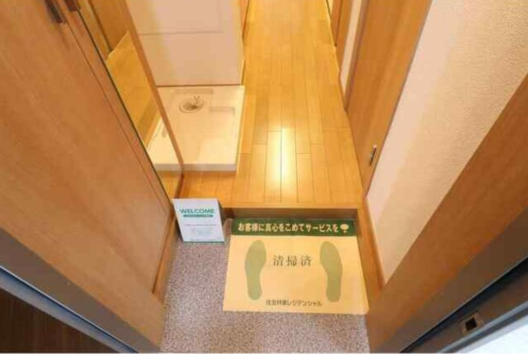 Liaison Home戸山公園の玄関