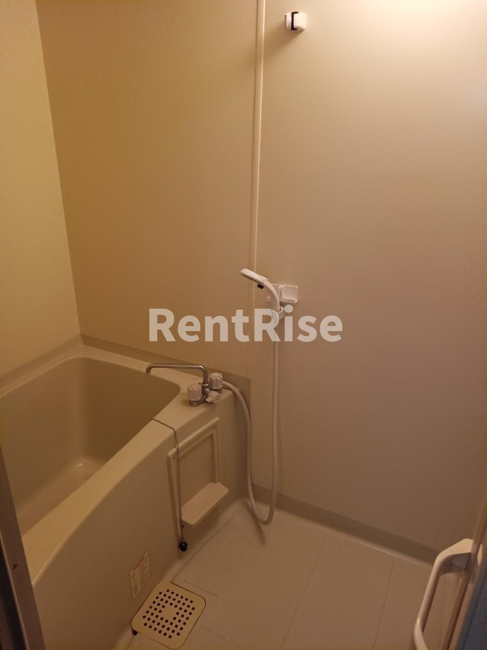 プロパティ中之町の浴室