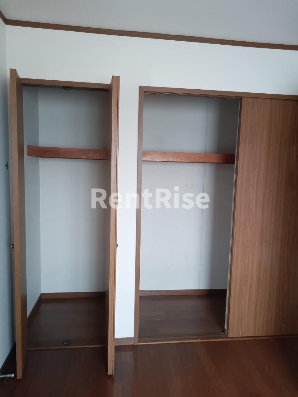 プロパティ中之町の収納