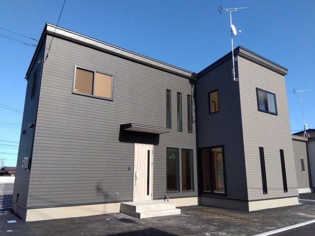 八戸市長苗代内舟渡