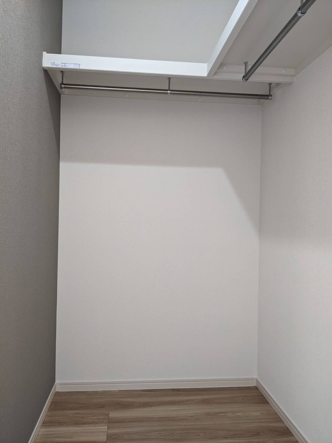 八戸市長苗代内舟渡　D棟の収納