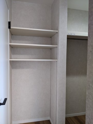 ※商談中※八戸市長苗代内舟渡　E棟の収納