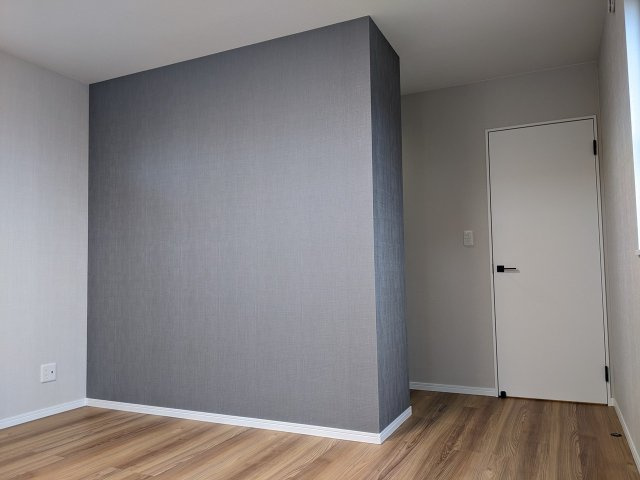 ※商談中※八戸市長苗代内舟渡　E棟の洋室