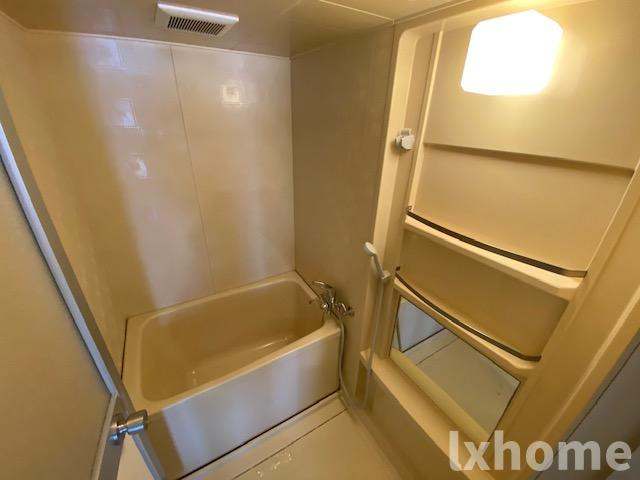 リファインドカースルの浴室|ゆったり過ごせるお風呂です