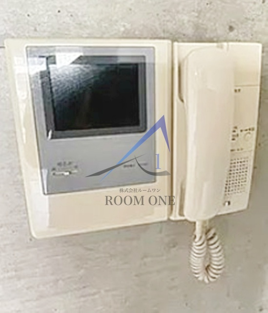 デア・ケーニッヒのセキュリティ|モニター付インターホンです。