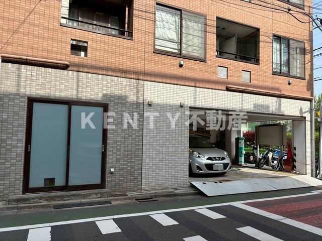 【エントランス】 | ヴィクトワール | エントランスです