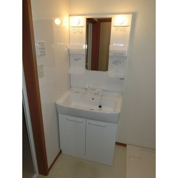 ジュエル の独立洗面台