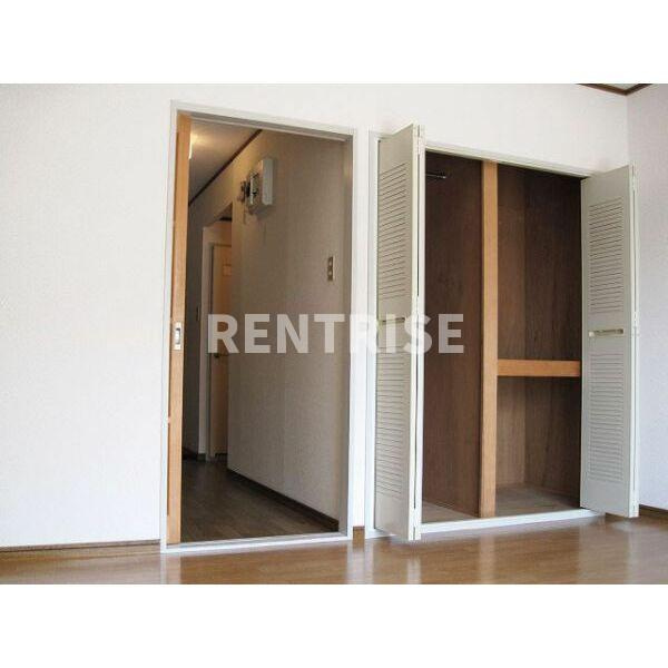 SurplusOneホープスの収納