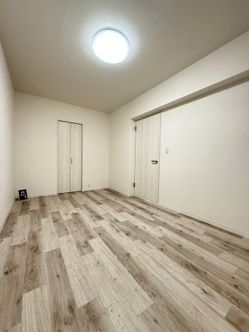 クルーザーバレー山鼻の洋室