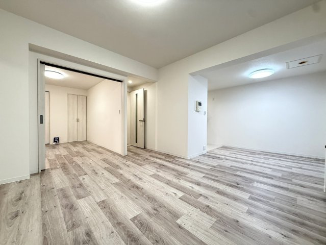 クルーザーバレー山鼻の居間・リビング