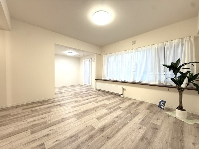 クルーザーバレー山鼻の居間・リビング