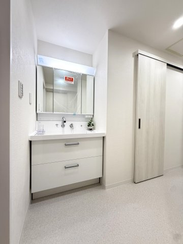 クルーザーバレー山鼻の独立洗面台