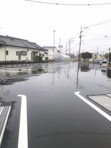 【駐車場】 | シャルフ　高鍋　Ⅱ | 駐車場完備です