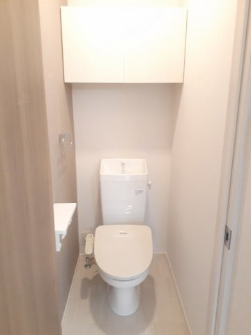 【トイレ】 | シャルフ　高鍋　Ⅱ | シンプルで使いやすいトイレです