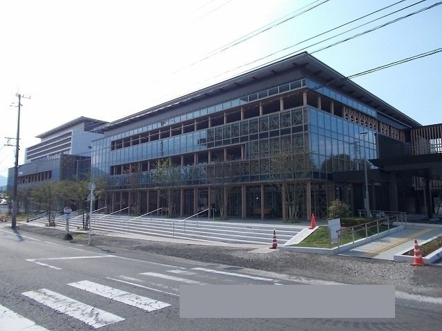 【周辺】 | ヴィラ　プリムローズ　Ａ棟 | 小林市役所まで2200m