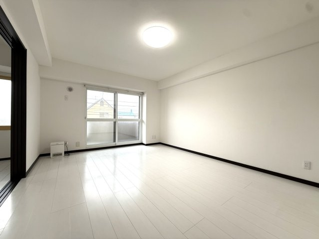 サンウィング清田の居間・リビング