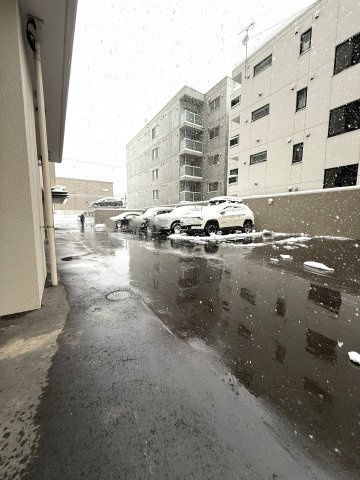 ファインシティ札幌アーバンフォワードエアリーの駐車場