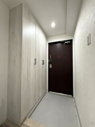 シャンボール南12条の玄関