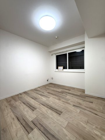 シャンボール南12条の洋室