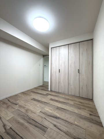 シャンボール南12条の洋室