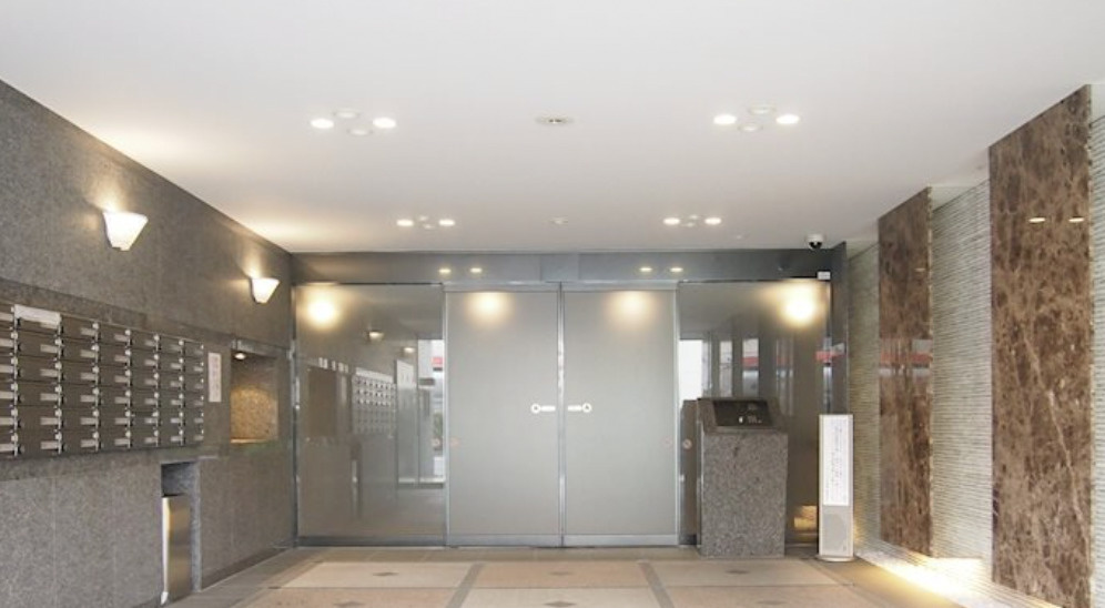 ルーブル中板橋のロビー