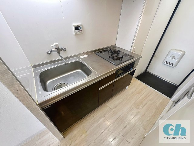 センチュリーハウス戸越 303号室のキッチン