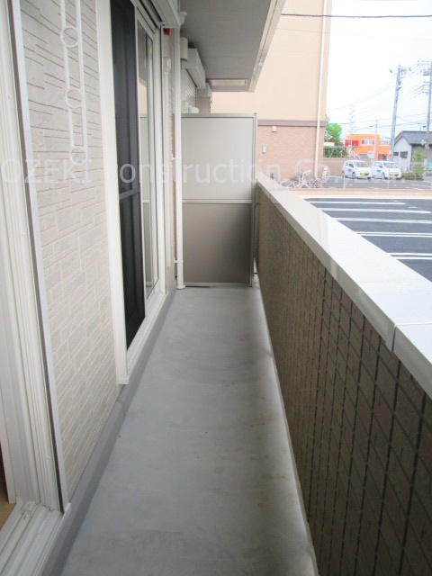 パーチェのバルコニー|※写真は1階のもの