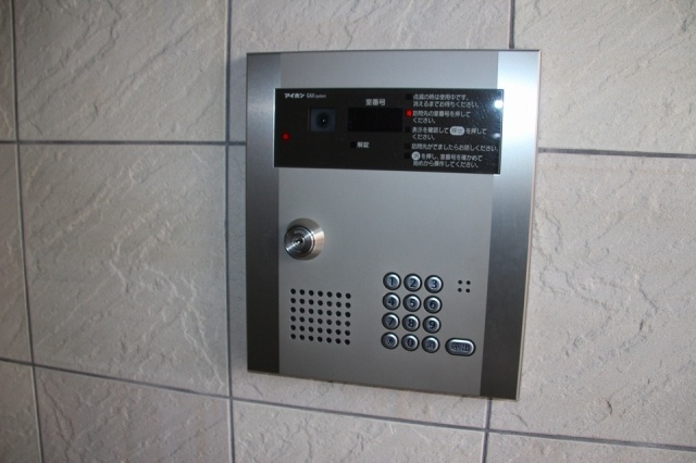 ジェムストーン高田馬場のセキュリティ|TVモニター付オートロック★