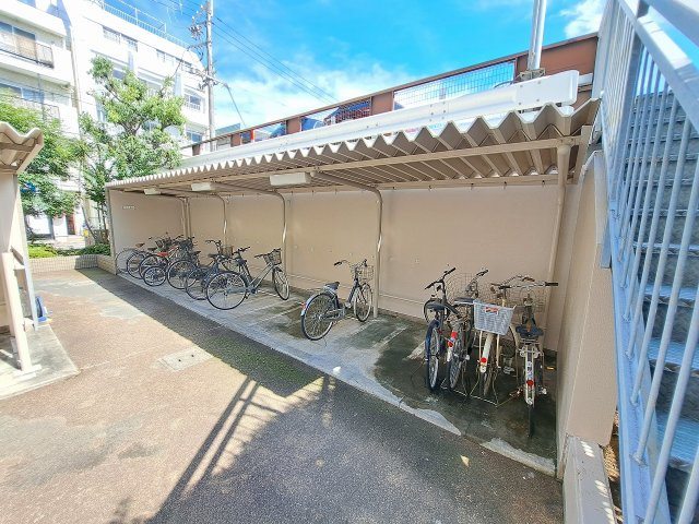 フロイデ里中のその他