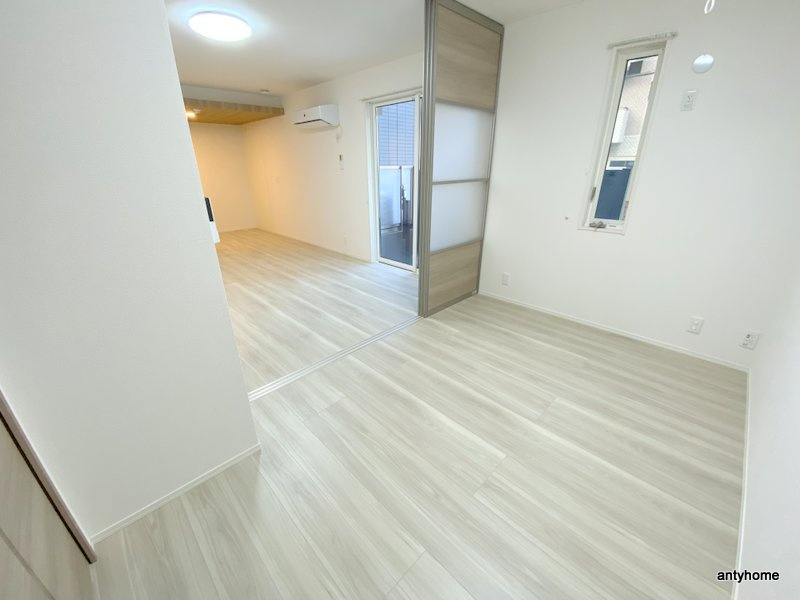 グランドール垂水の洋室