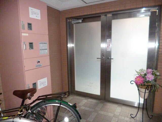 ル・フリメールのその他