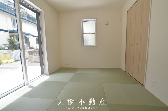【和室】 | 綾瀬市綾西1丁目　新築戸建て　全１棟【仲介手数料無料】 | 1階　和室（5.25帖）