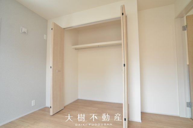 【洋室】 | 綾瀬市綾西1丁目　新築戸建て　全１棟【仲介手数料無料】 | 2階　洋室3（5.5帖）