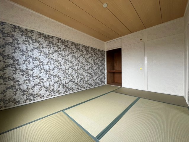 神陵台東住宅56号棟の寝室