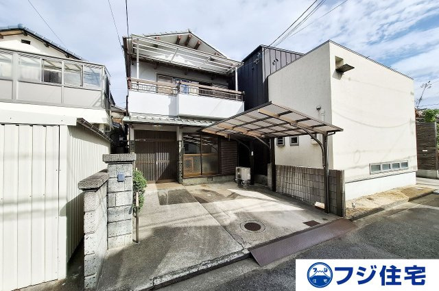 泉大津市式内町