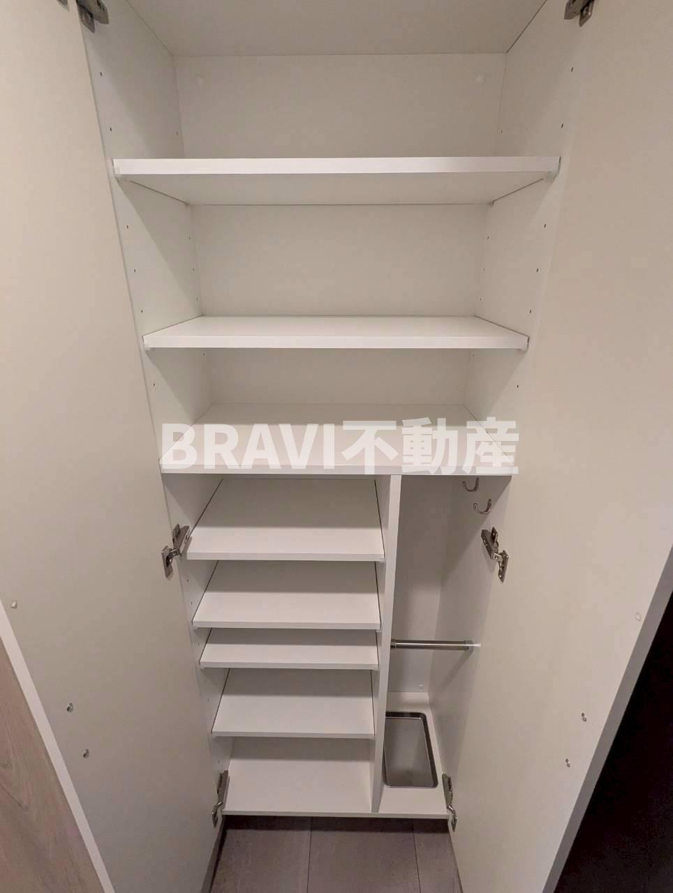 アーバネックス梅田中崎町Ⅱ BRAVI不動産の玄関