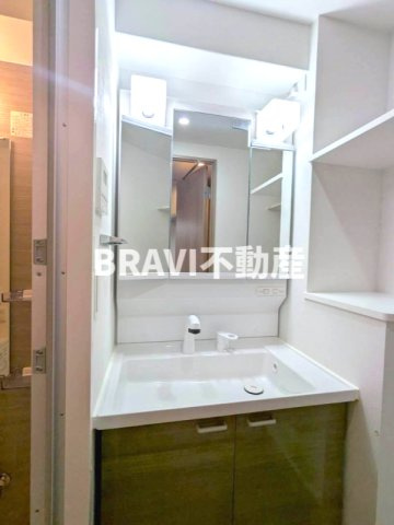 アーバネックス梅田中崎町Ⅱ BRAVI不動産の独立洗面台