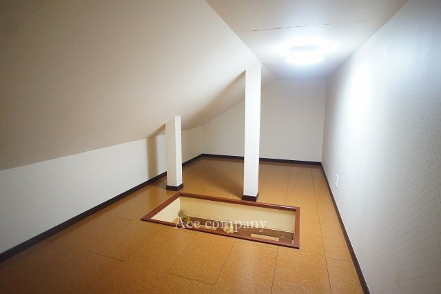 【収納】 | 東大阪市古箕輪1丁目 | 屋根裏収納付き♪昇降階段は2階の廊下にあります♪
