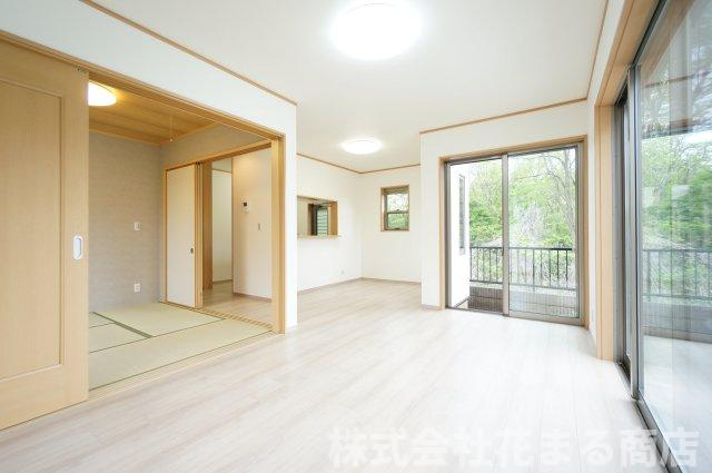 中古　千葉市緑区平山町の居間・リビング|＊当日ご案内可＊ご希望の物件まとめてご案内！弊社が掲載していない物件でもOK♪お気軽にご相談ください ♪お電話でのお問合わせがスムーズ♪