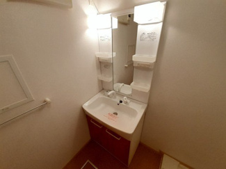 【洗面所】 | ブルック　Ａ | コンパクトで使いやすい洗面所