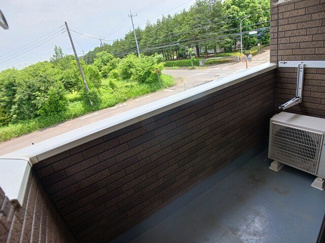 【バルコニー】 | サニーレジデンスＣ | 外からの目が気にならないバルコニーで洗濯物が干せます