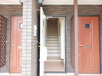 【玄関】 | サニーレジデンスＣ | ゆったりとした玄関です