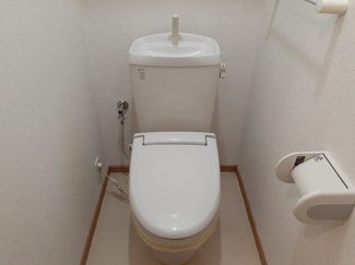 【トイレ】 | ルーチェ・デル・ソーレ | 清潔感のあるトイレです