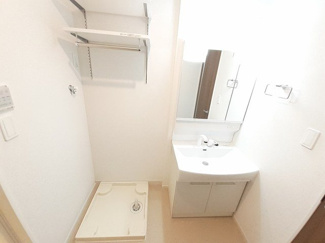 【洗面所】 | スイレンティ　１ | 広い洗面スペース