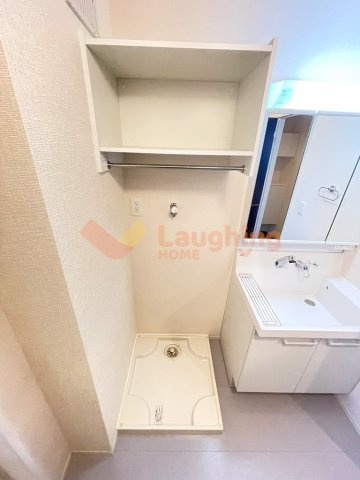シュトラールの洗面所|広い洗面スペース