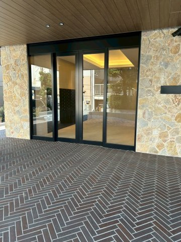 グリーンヒルズ南大塚のエントランス